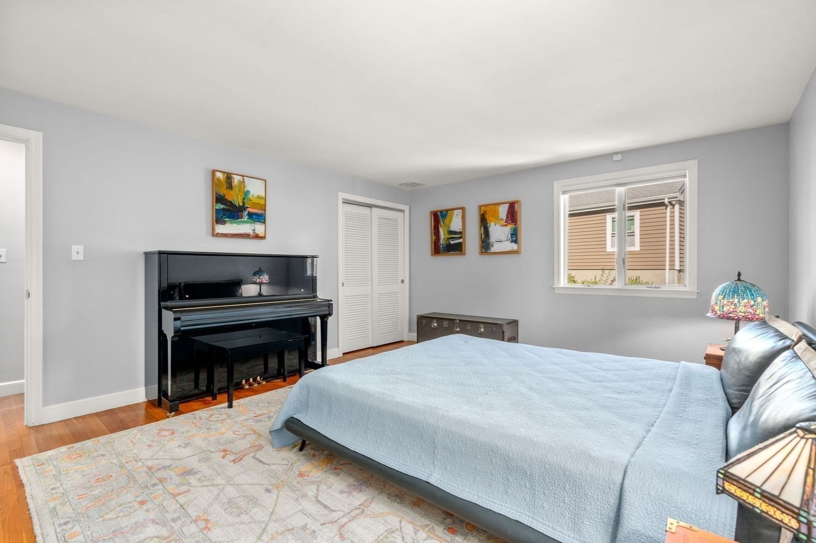 67 Crestview Road Belmont — Photo 17 of 42
