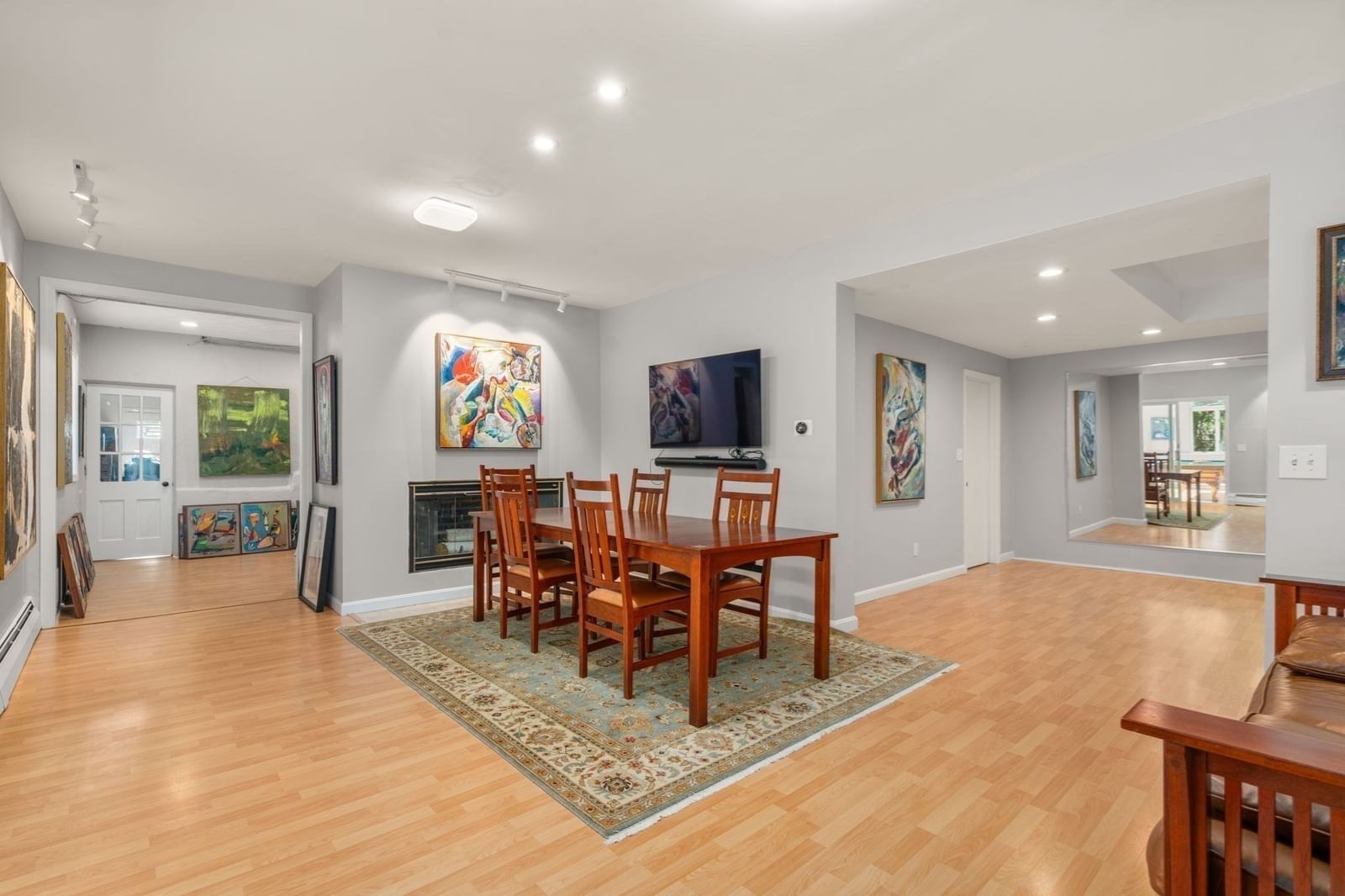 67 Crestview Road Belmont — Photo 32 of 42