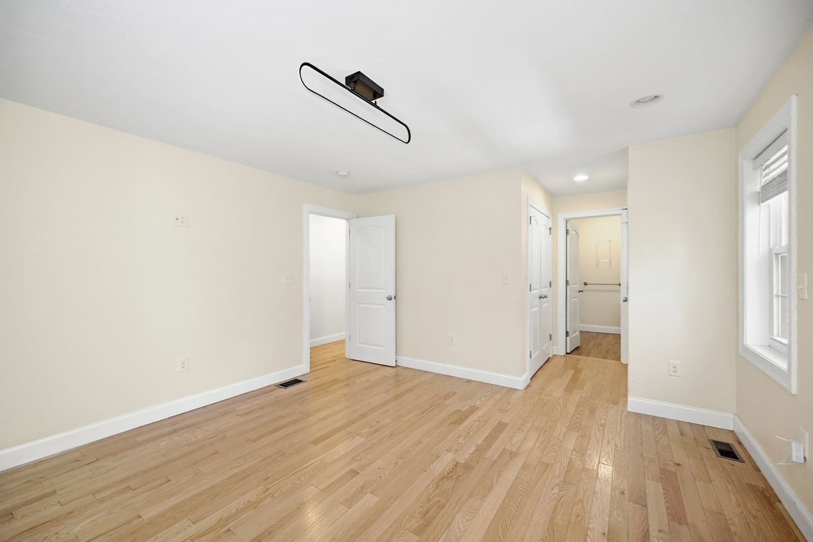 39 Mulberry St Brockton — Photo 7 of 26