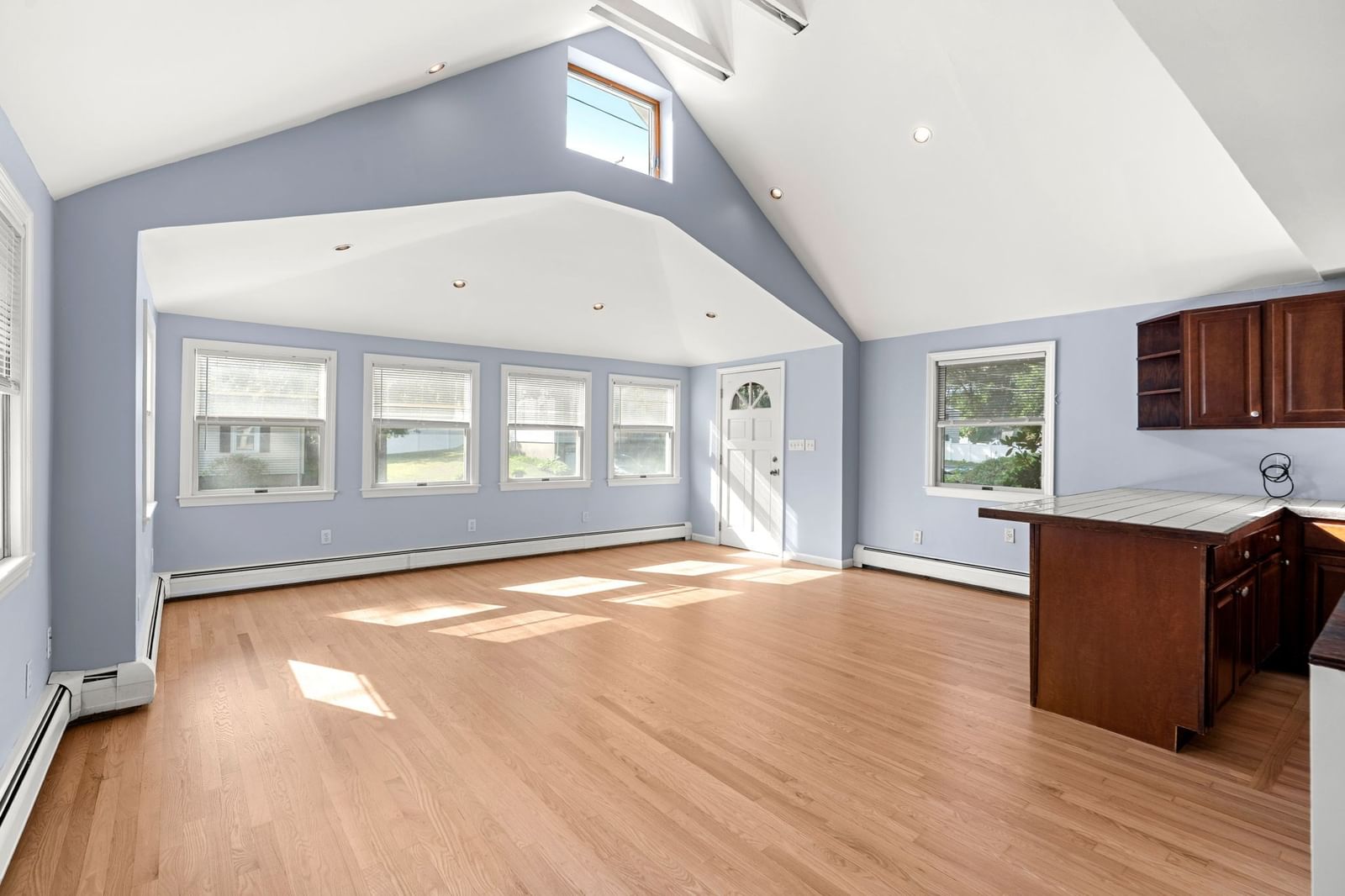 222 Sprague St Dedham — Photo 11 of 32