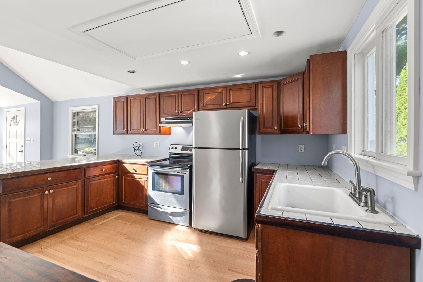 222 Sprague St Dedham — Photo 17 of 32