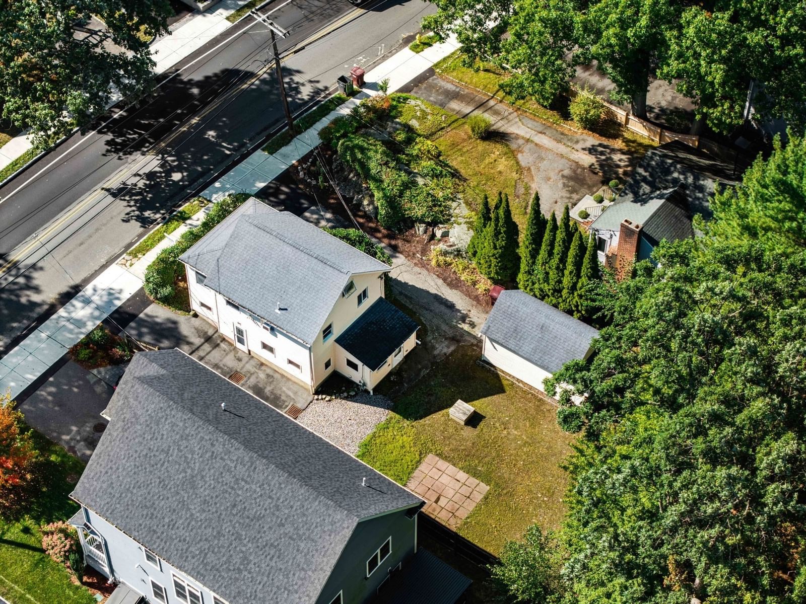 222 Sprague St Dedham — Photo 6 of 32