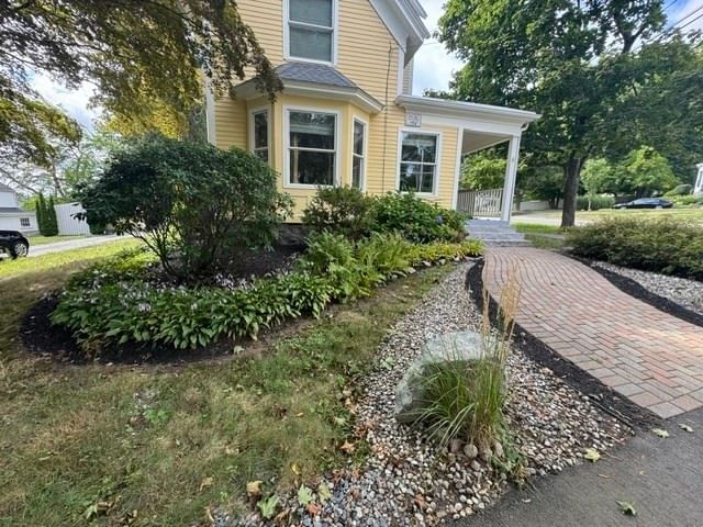 8 Winthrop St Danvers — Photo 3 of 42