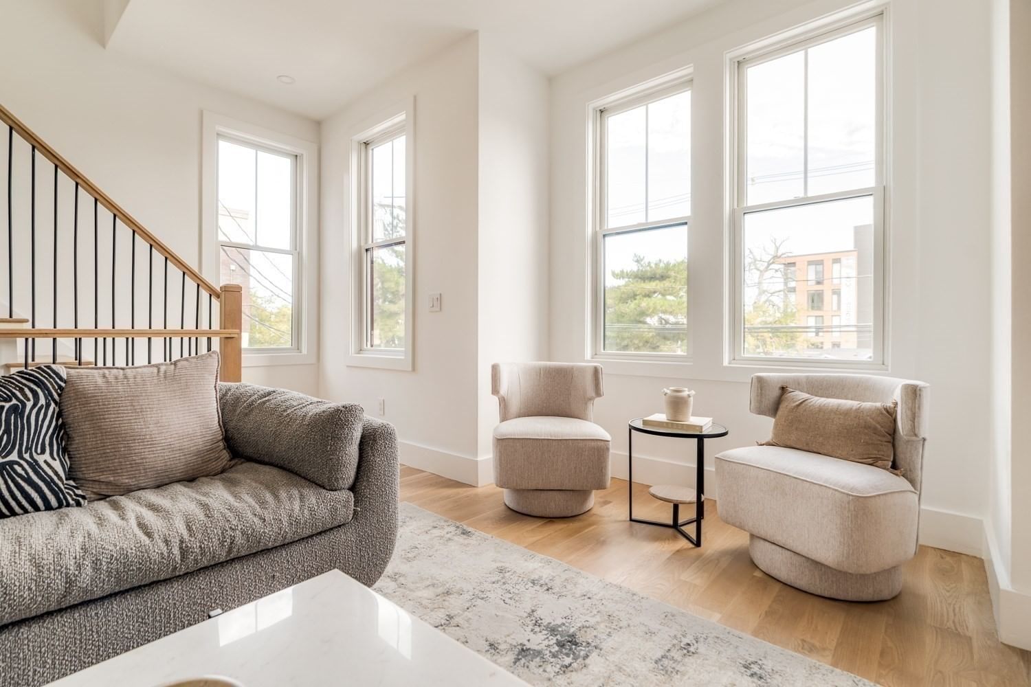 11 Lothrop St #11 Boston — Photo 20 of 39