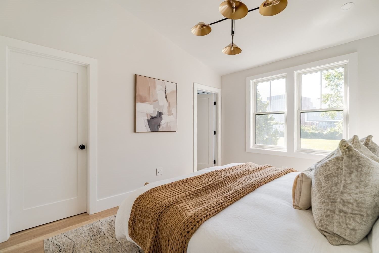 11 Lothrop St #11 Boston — Photo 24 of 39