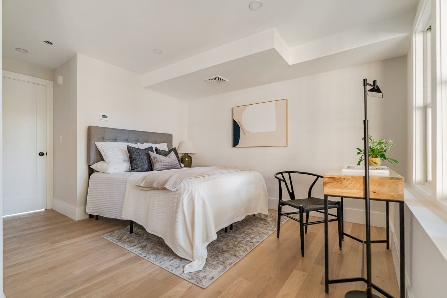 11 Lothrop St #11 Boston — Photo 34 of 39