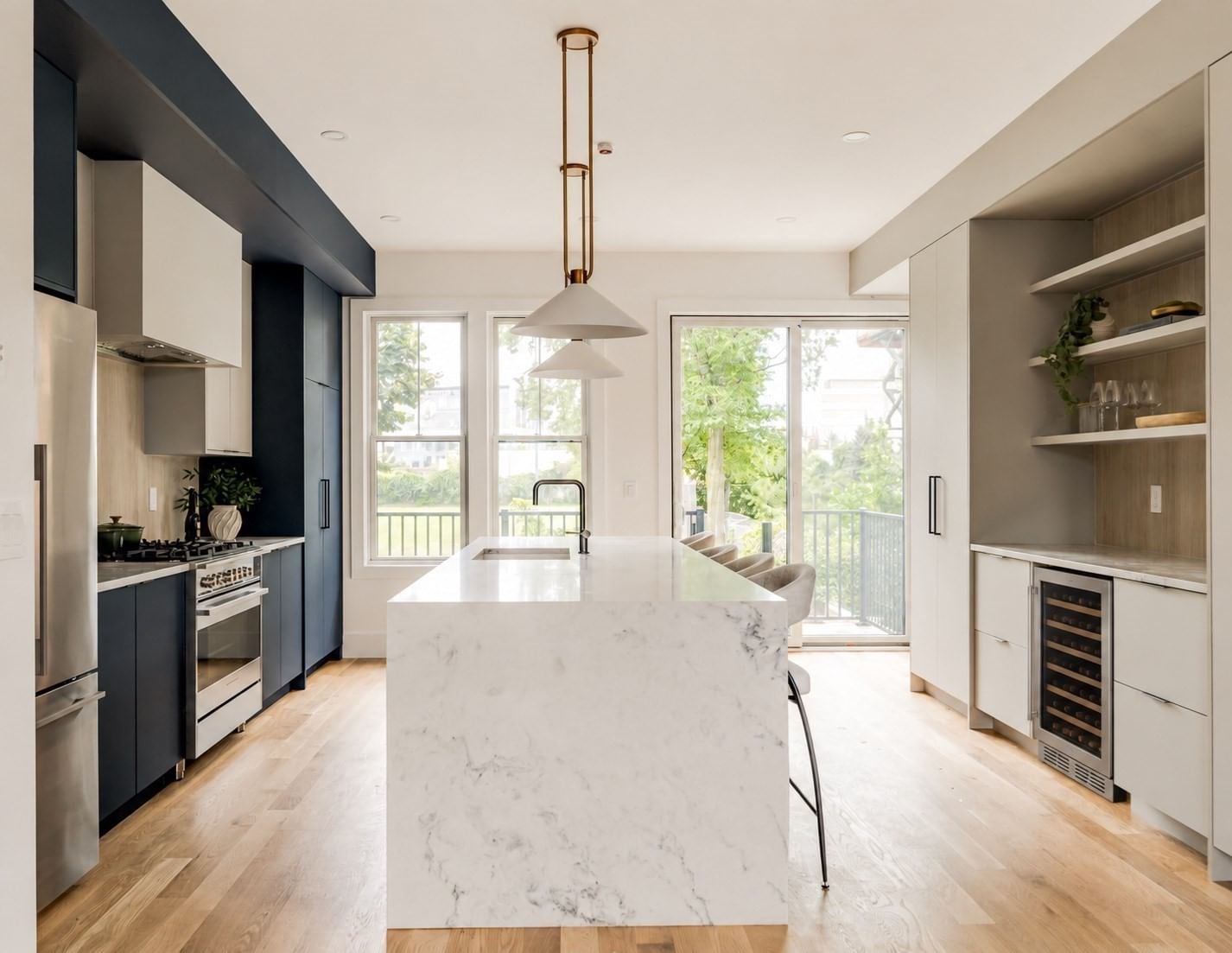 11 Lothrop St #11 Boston — Photo 7 of 39