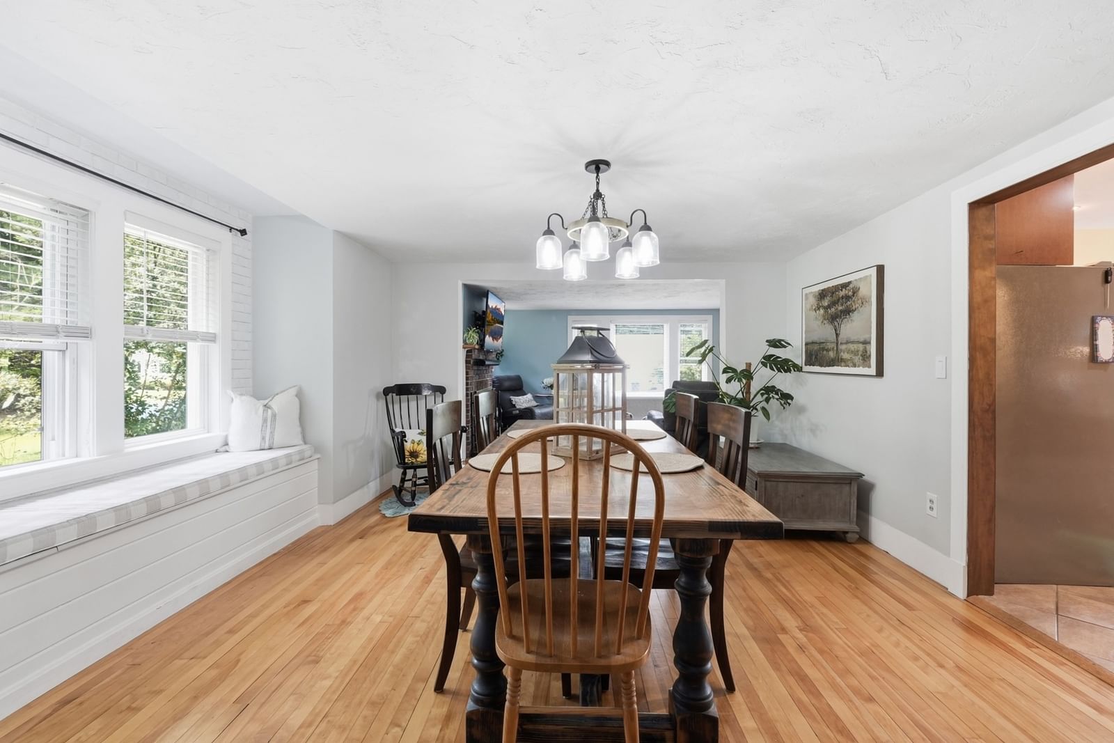31 Wildrose Ave Worcester — Photo 10 of 42