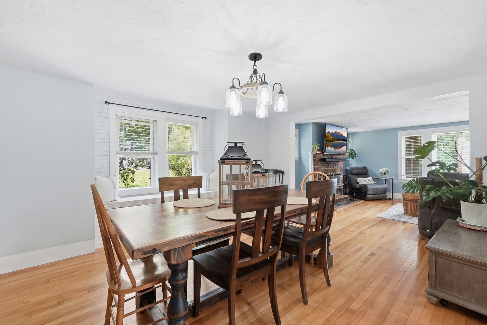 31 Wildrose Ave Worcester — Photo 11 of 42