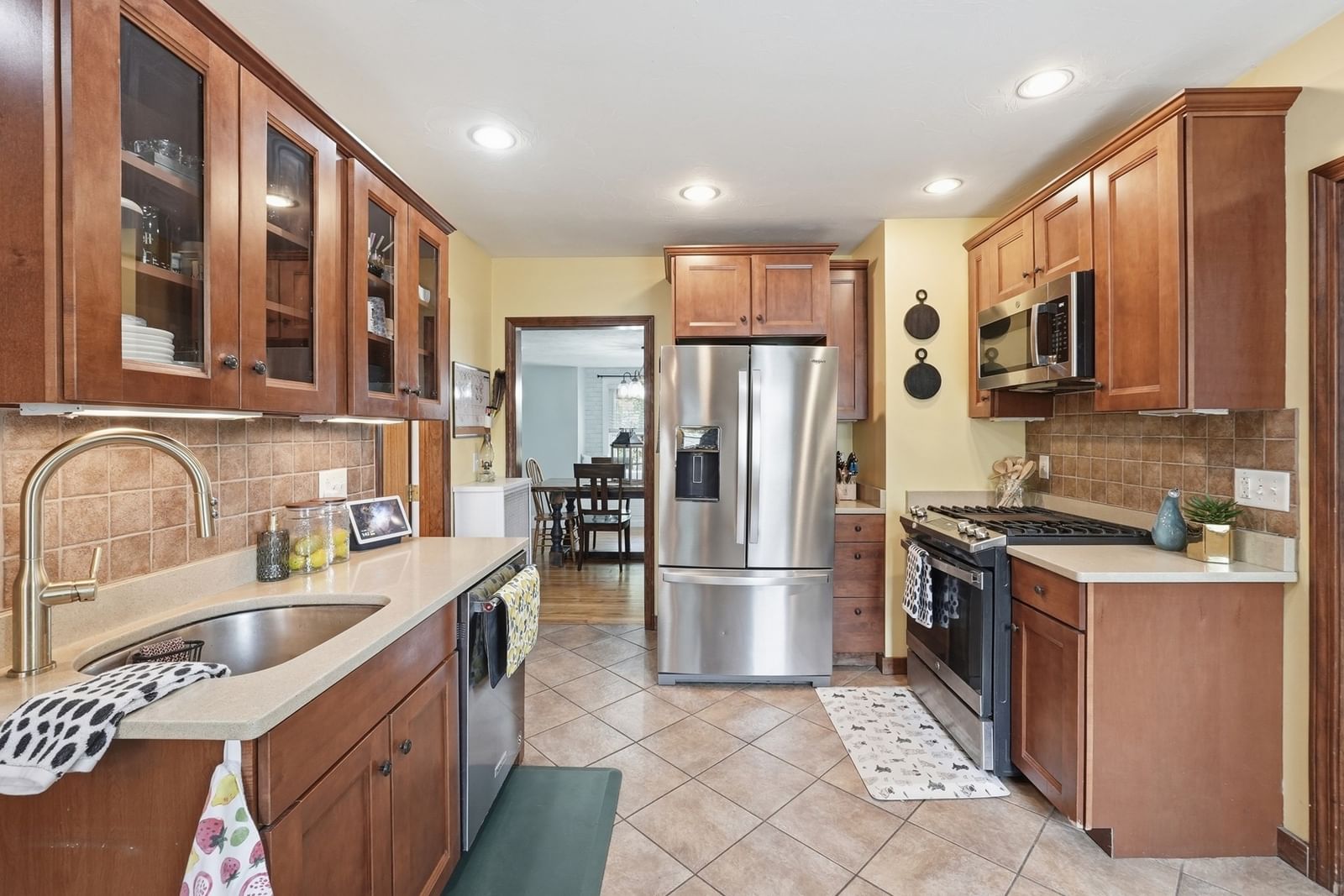 31 Wildrose Ave Worcester — Photo 15 of 42