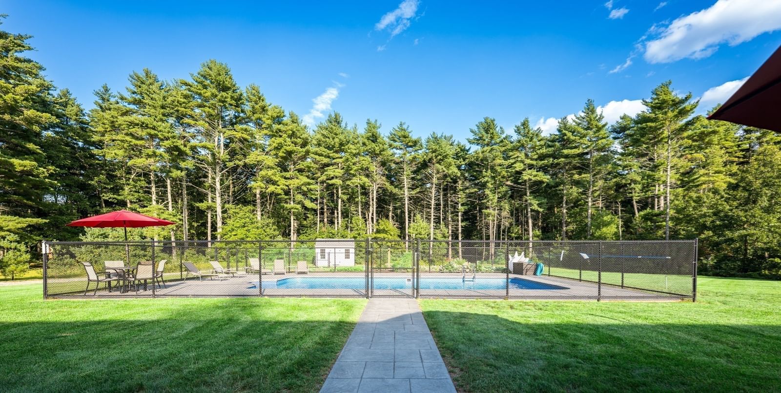 88 Beach Street Middleboro — Photo 7 of 24