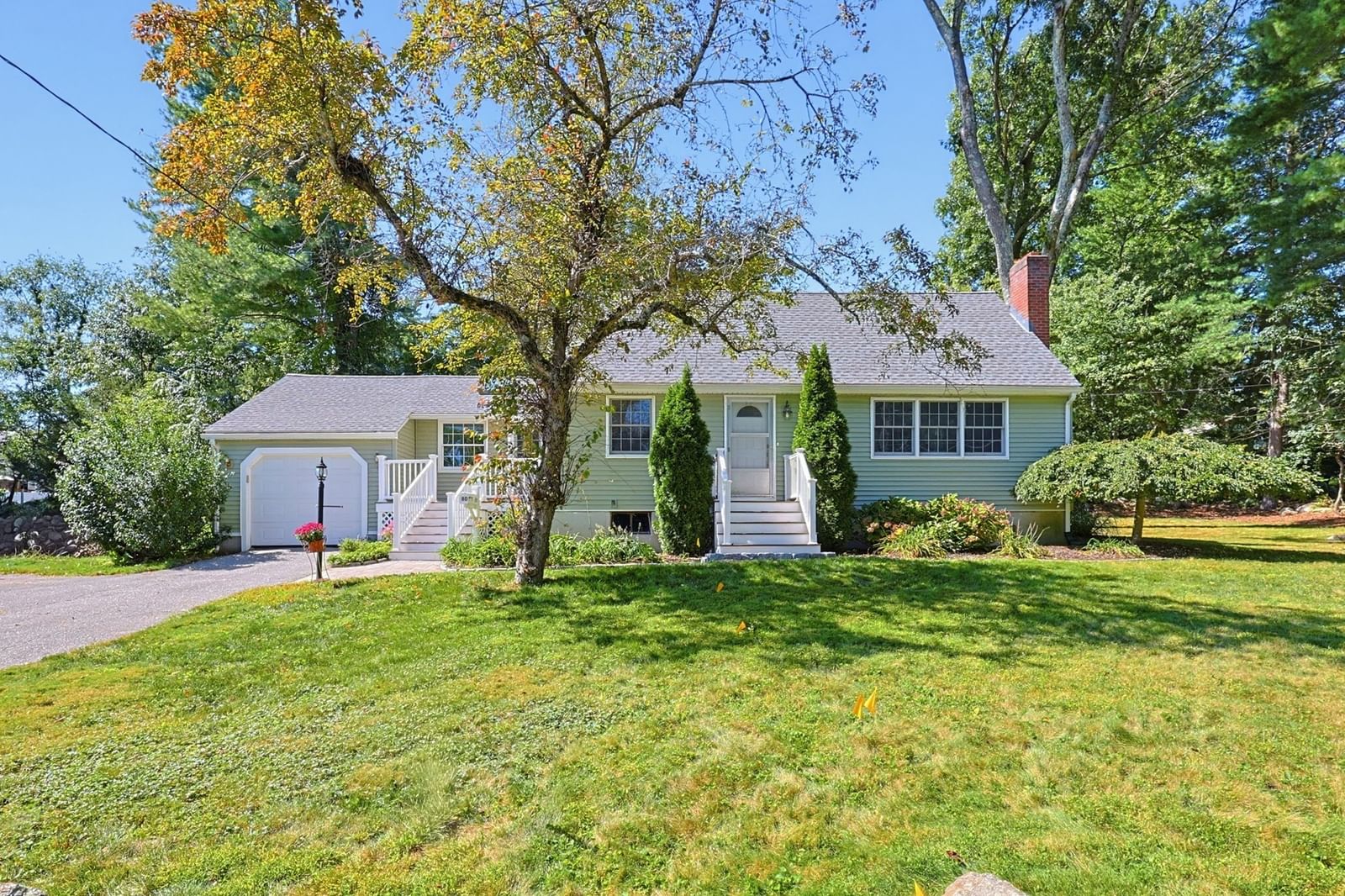 80 Pearl Street Holliston — Photo 2 of 34