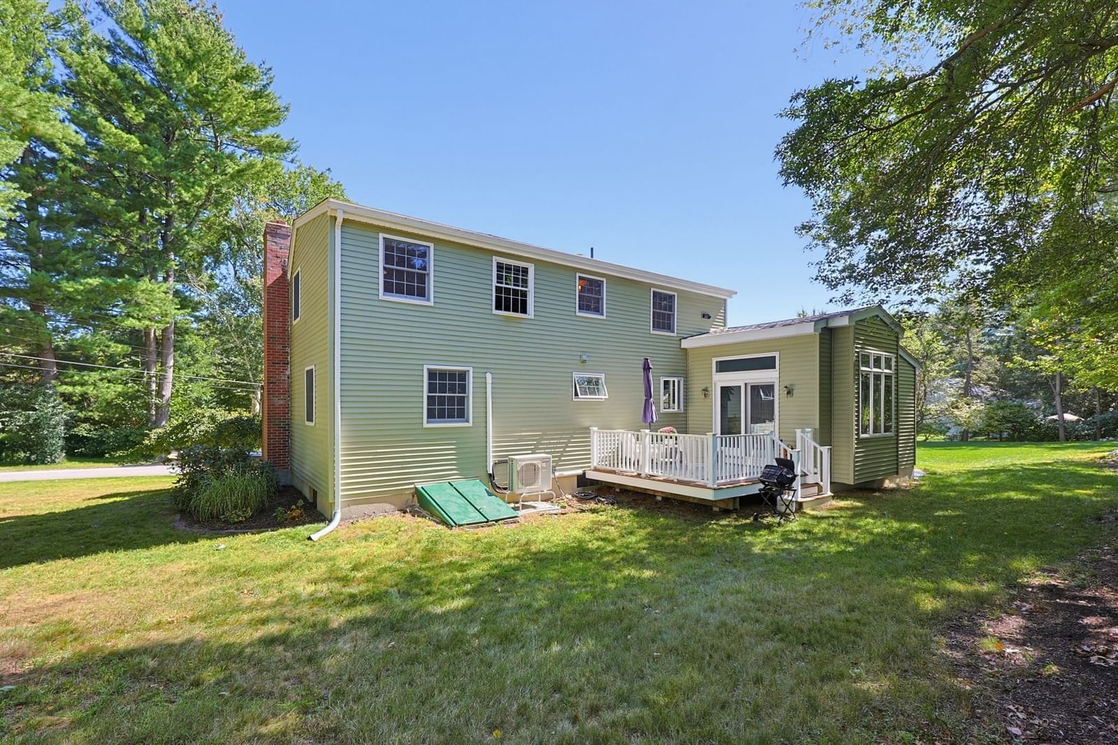 80 Pearl Street Holliston — Photo 3 of 34