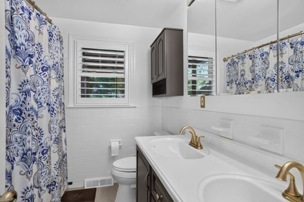 35 Jerrold Street Holliston — Photo 15 of 23