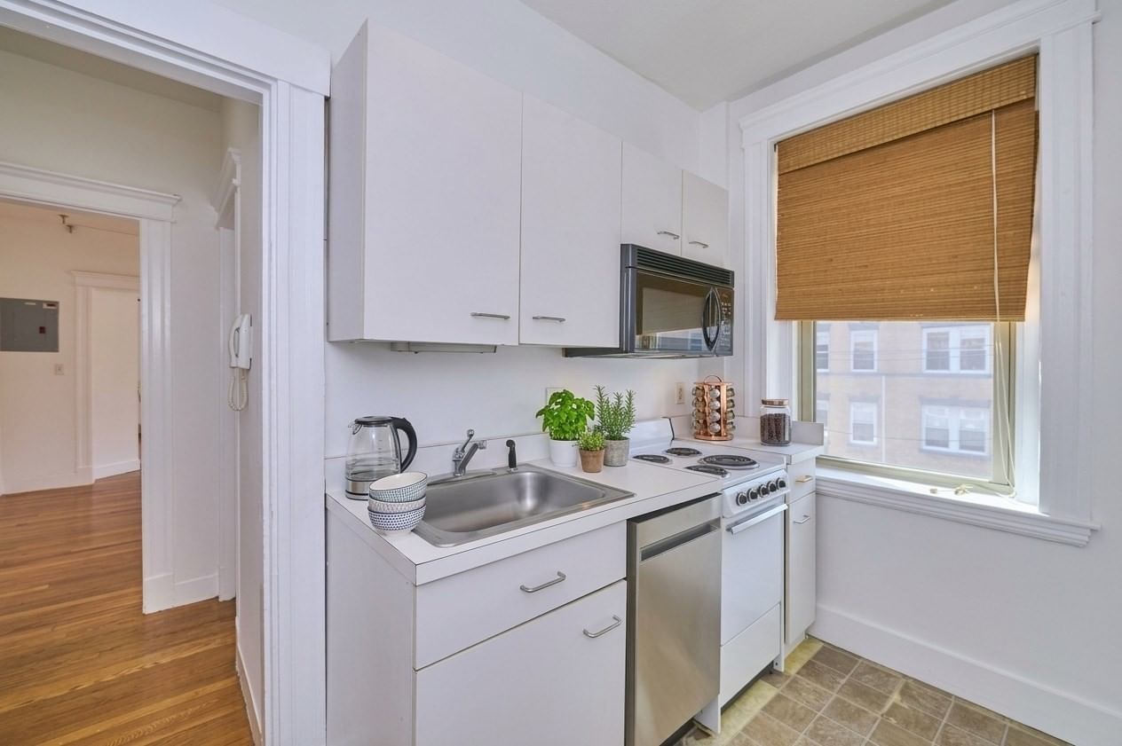 1677 Commonwealth Ave #12 Boston — Photo 10 of 16