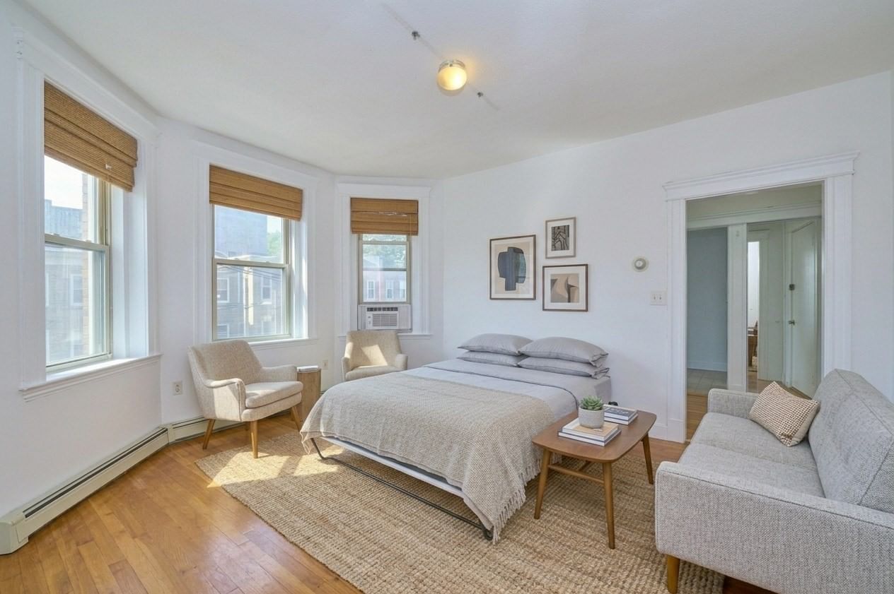 1677 Commonwealth Ave #12 Boston — Photo 4 of 16