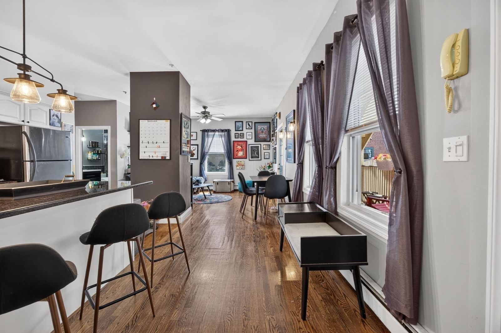 131 Derby St #1R Salem — Photo 3 of 41