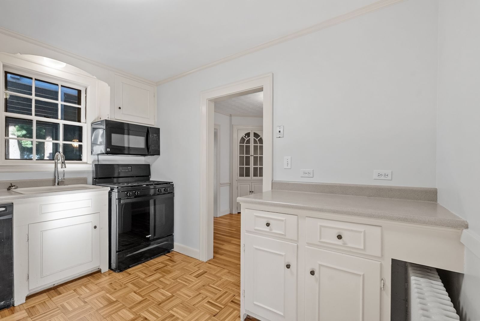 51 Gleason Rd Lexington — Photo 12 of 41