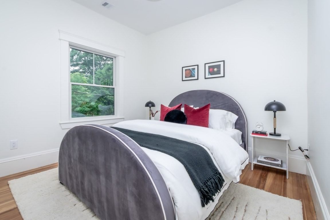 109 Lake View Ave #109 Cambridge — Photo 16 of 40