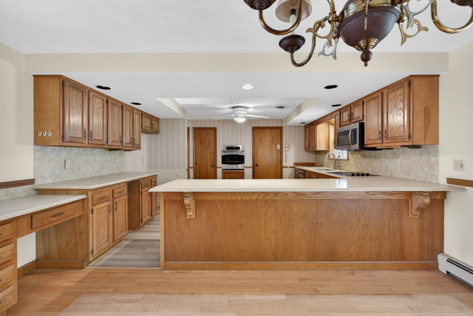 532 Hill St Raynham — Photo 13 of 31