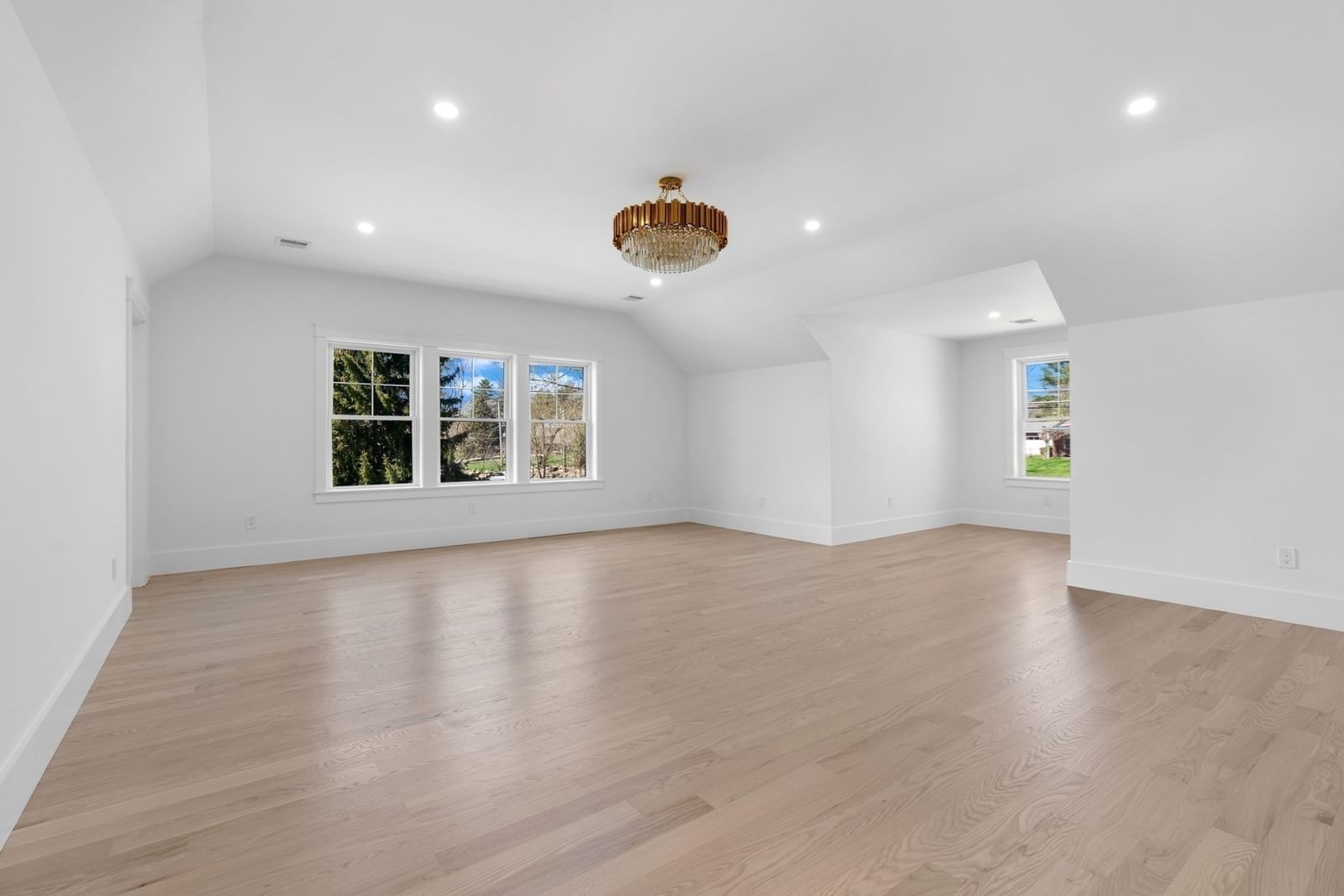 24 Sanders Lane Bolton — Photo 18 of 35