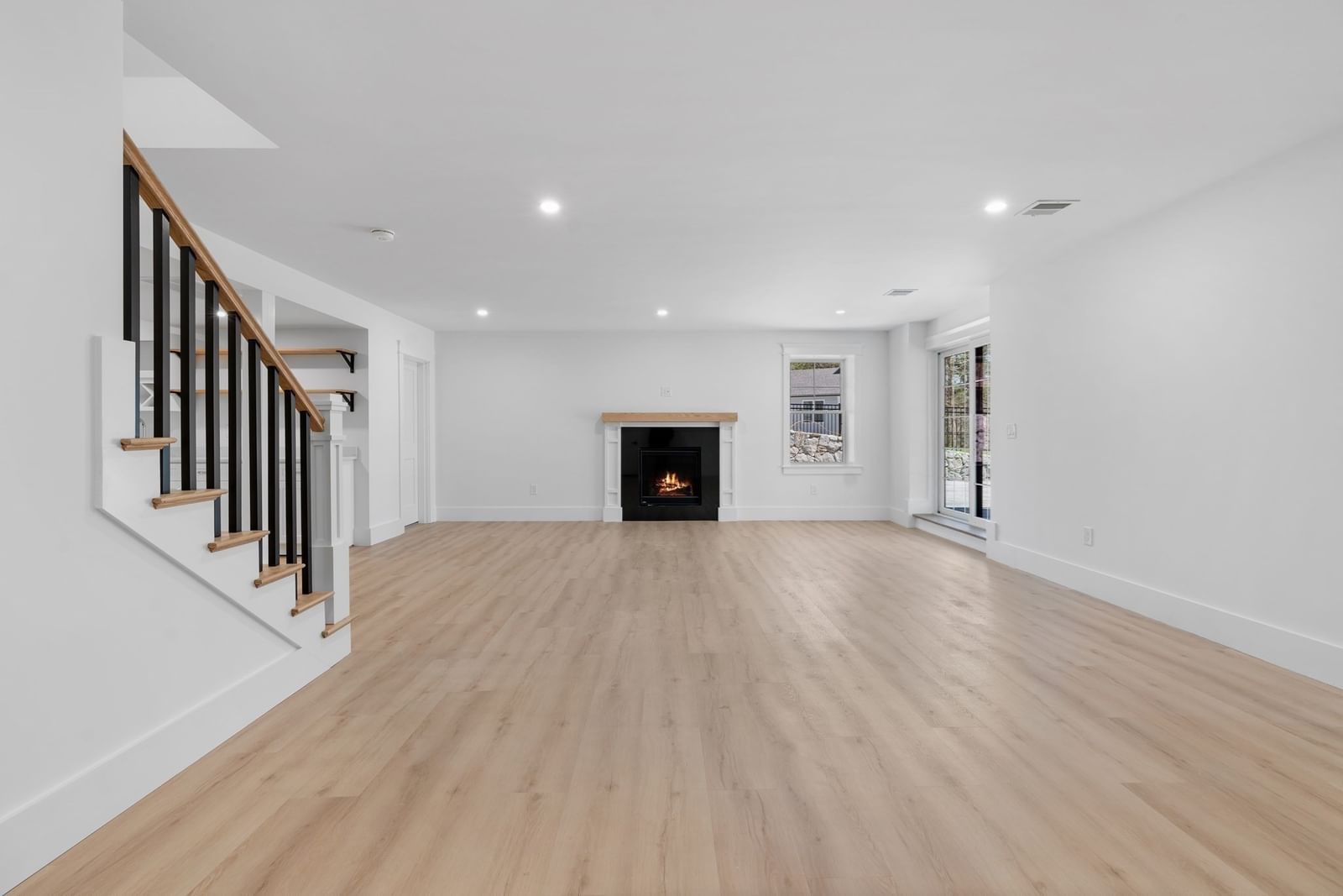 24 Sanders Lane Bolton — Photo 28 of 35