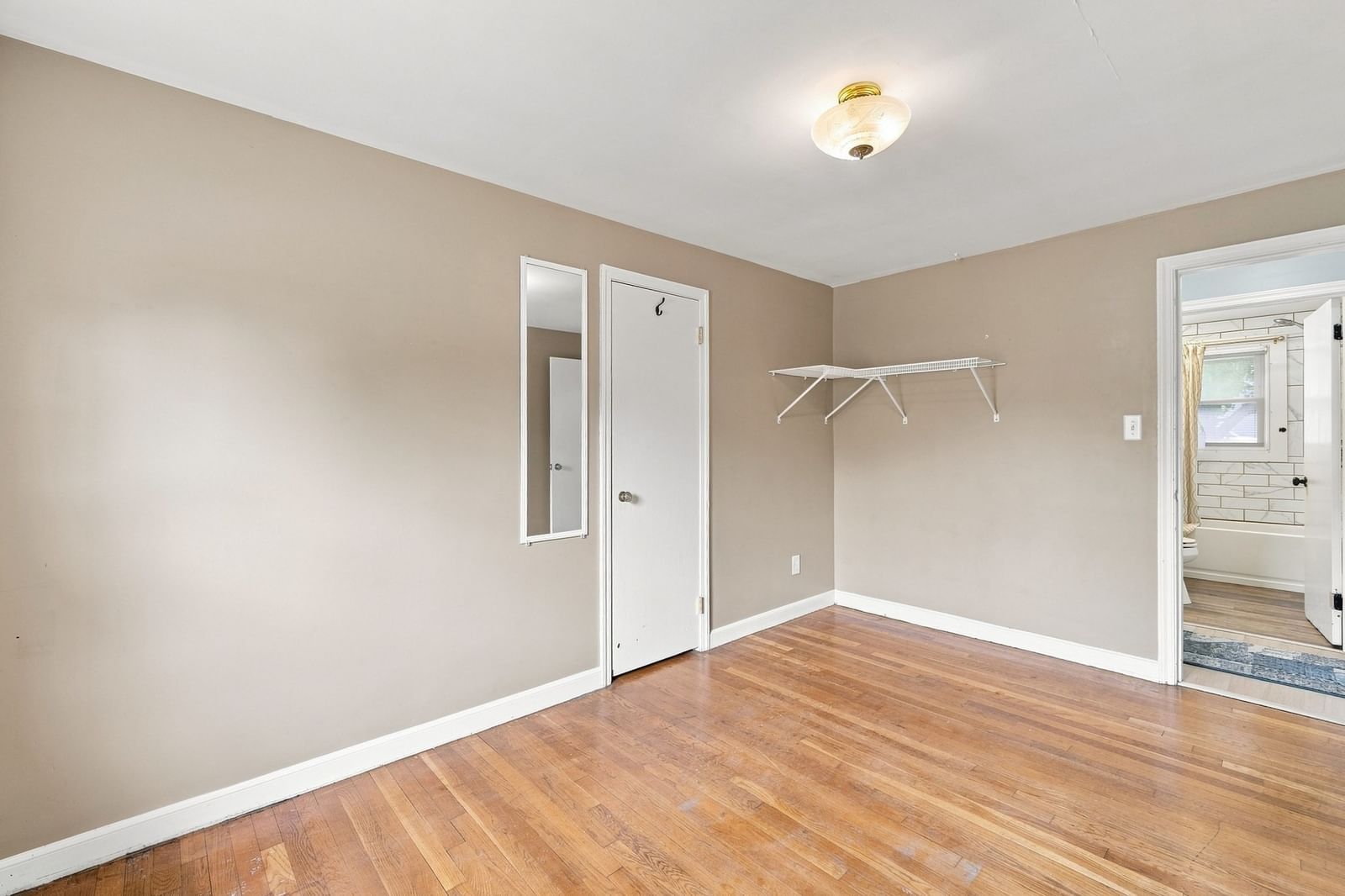 162 Clark St Worcester — Photo 15 of 32