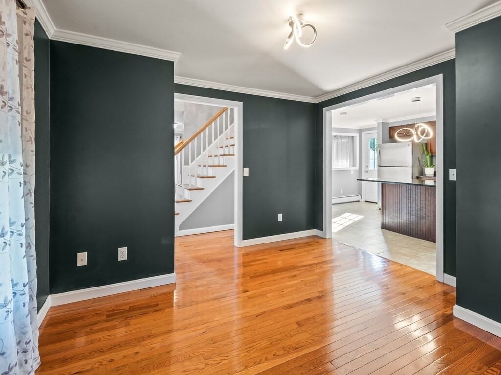 23 Snell St Sturbridge — Photo 5 of 40