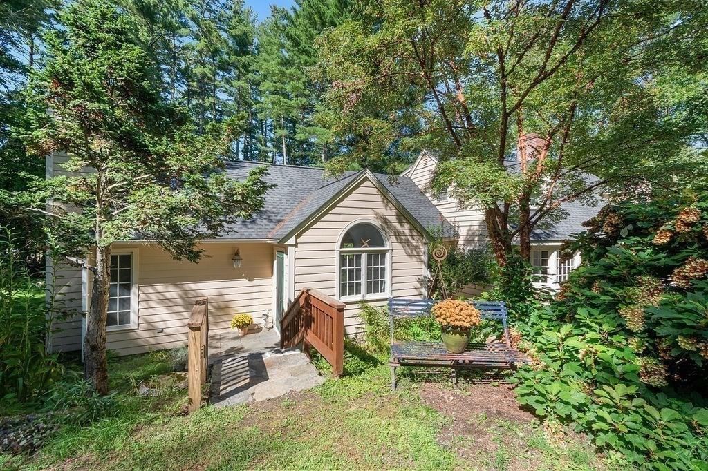 16 French Rd Sudbury — Photo 4 of 40