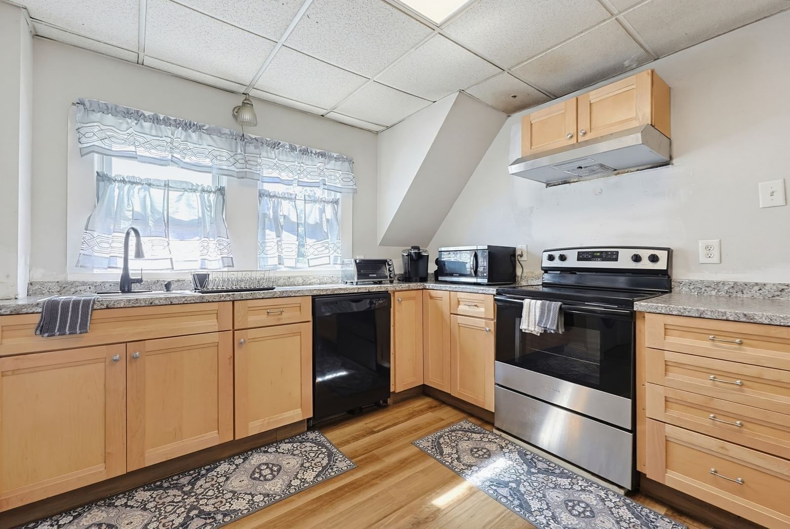 23 Fullerton Ave Whitman — Photo 29 of 42