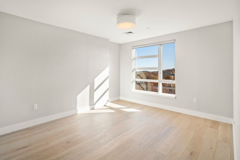1650 Commonwealth Ave #606 Boston — Photo 11 of 20