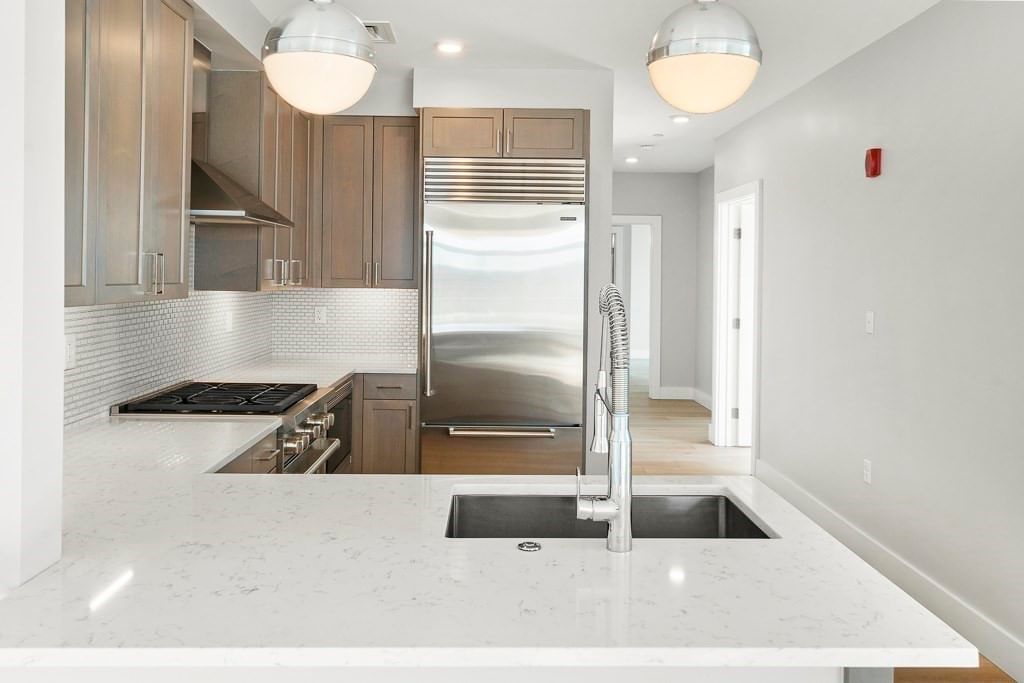 1650 Commonwealth Ave #606 Boston — Photo 8 of 20