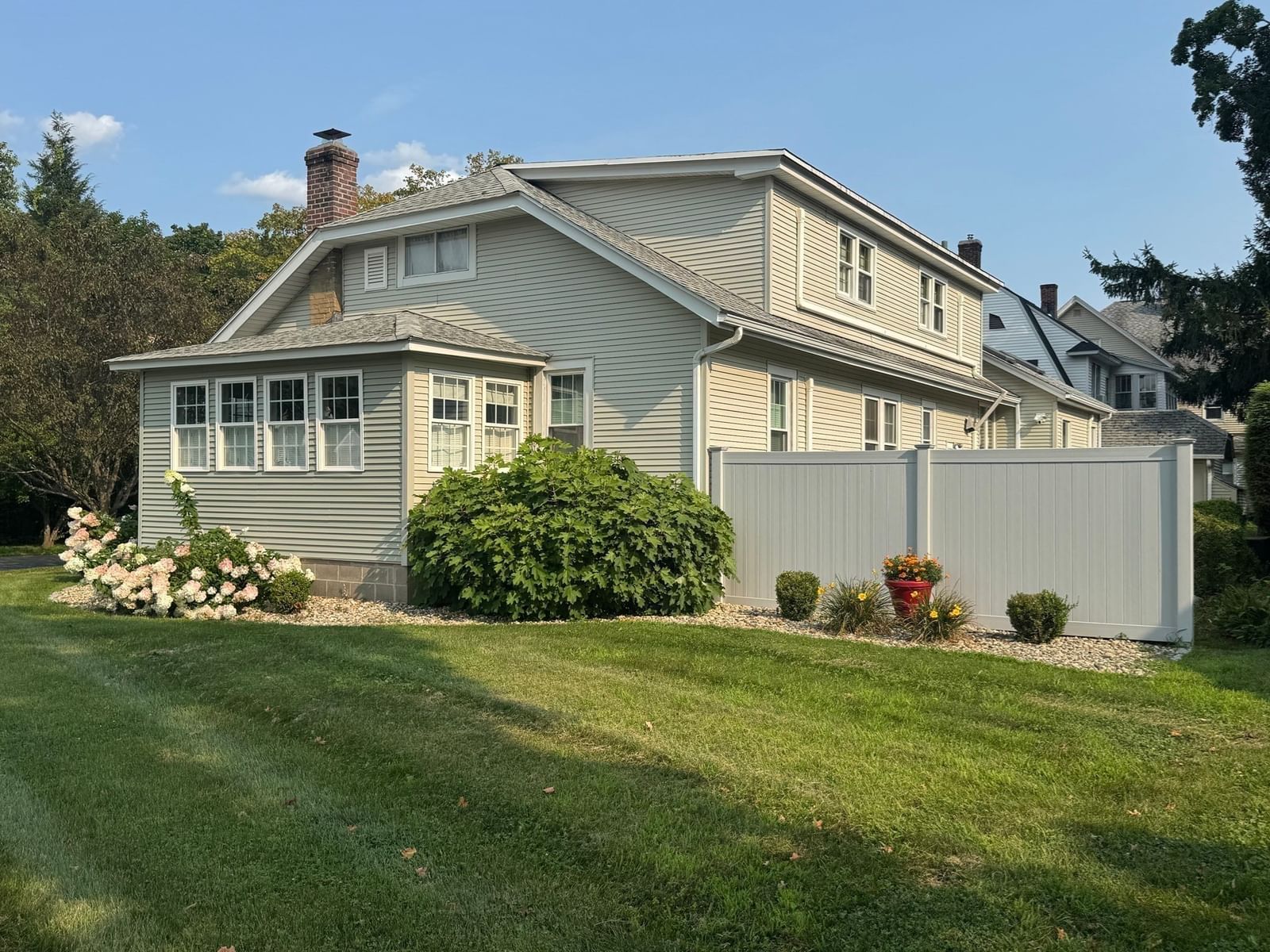 6 Van Horn Street West Springfield — Photo 5 of 40
