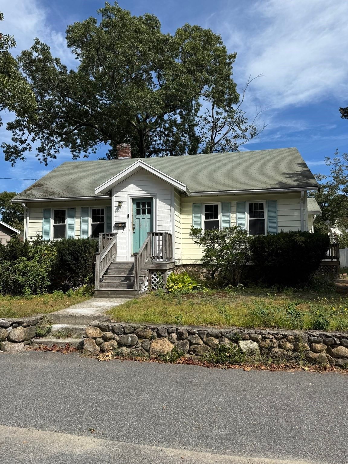 45 Robinswood Rd Weymouth — Photo 2 of 12
