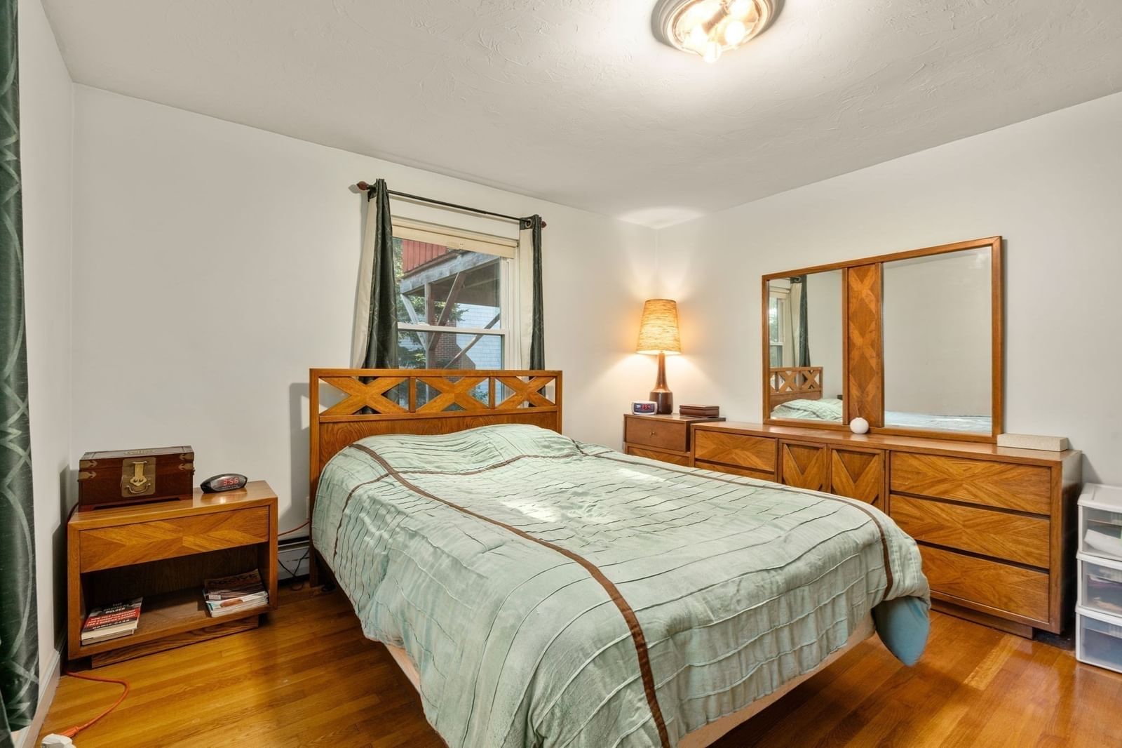 35 Farquhar Rd Newton — Photo 9 of 16