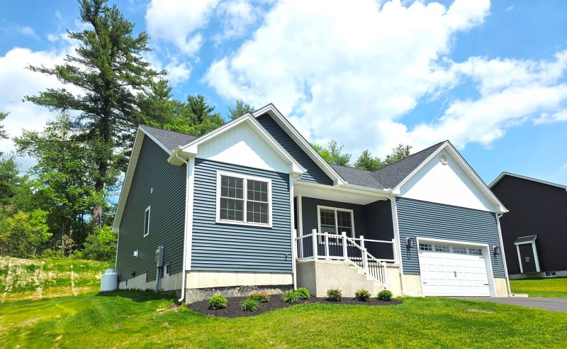 15 High Bluff
