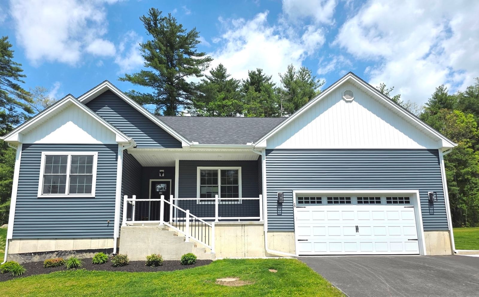 15 High Bluff Belchertown — Photo 2 of 41