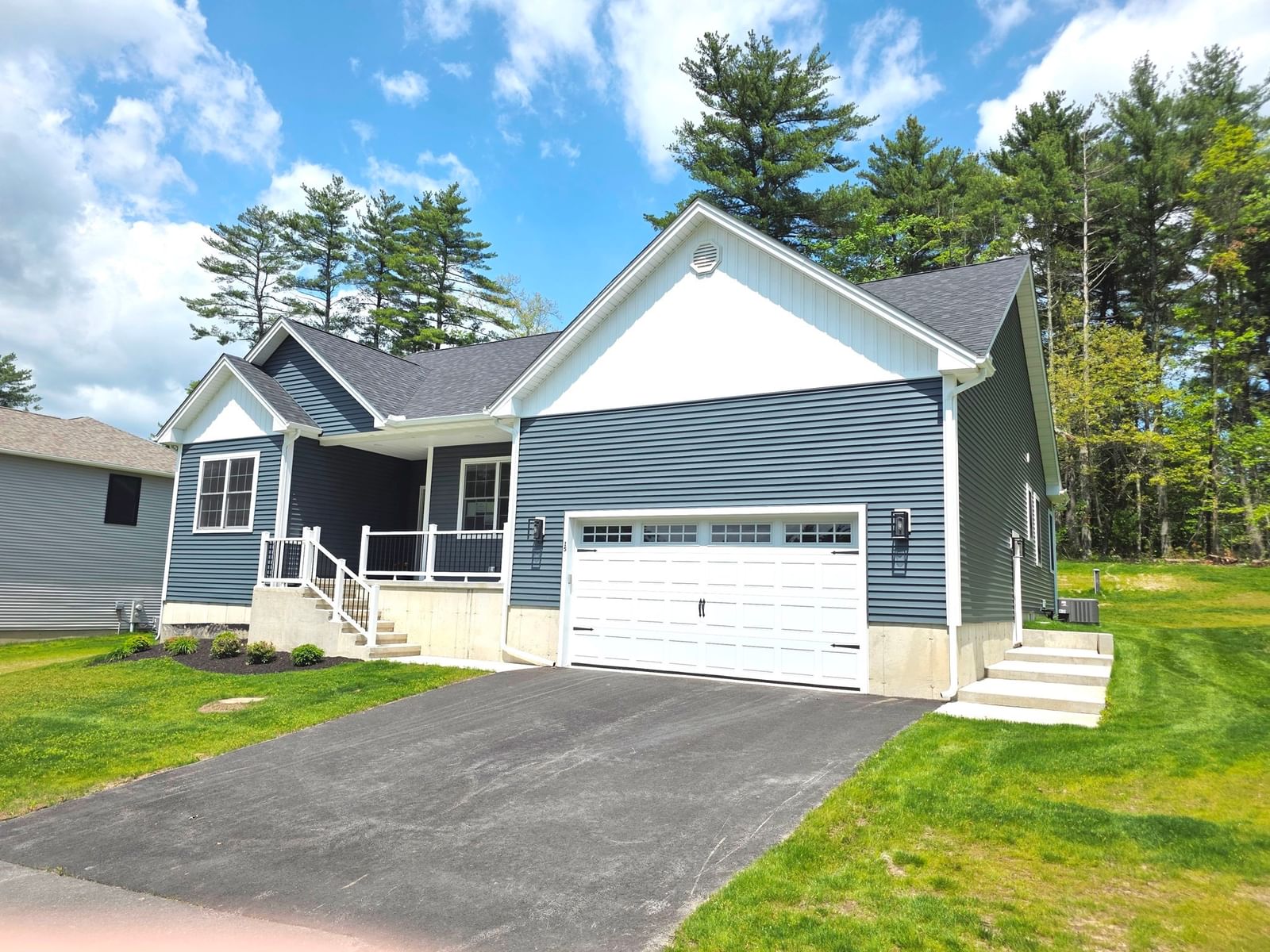 15 High Bluff Belchertown — Photo 3 of 41