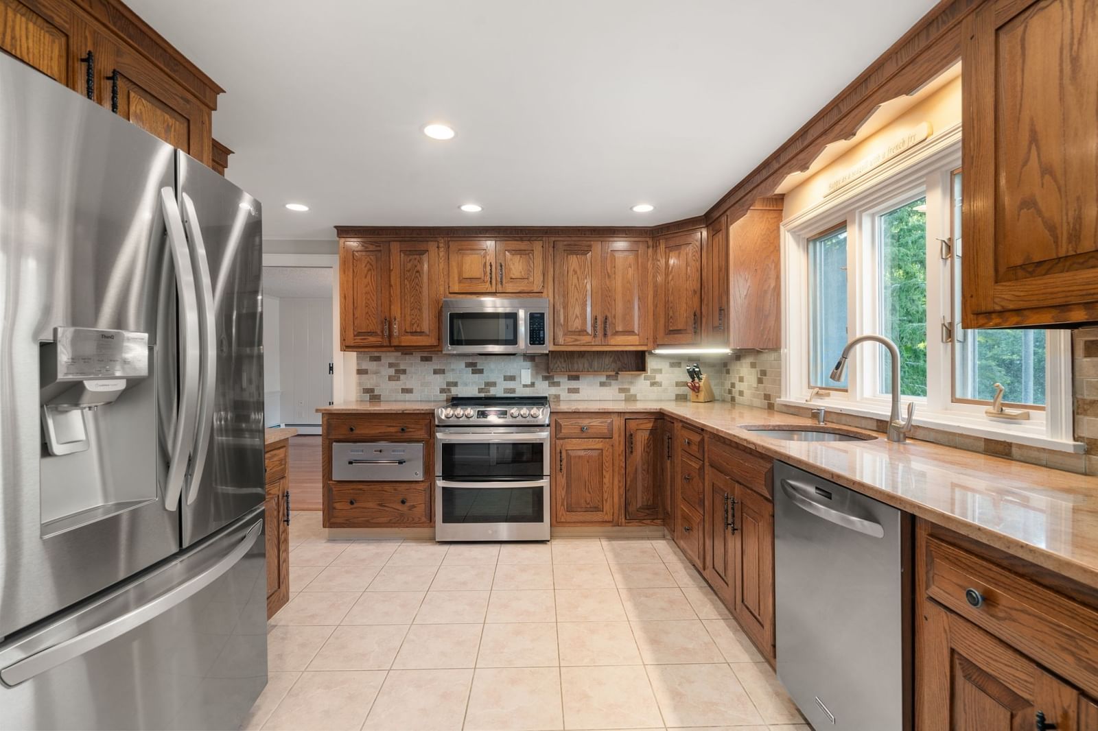 60 Plain Road Wayland — Photo 13 of 42
