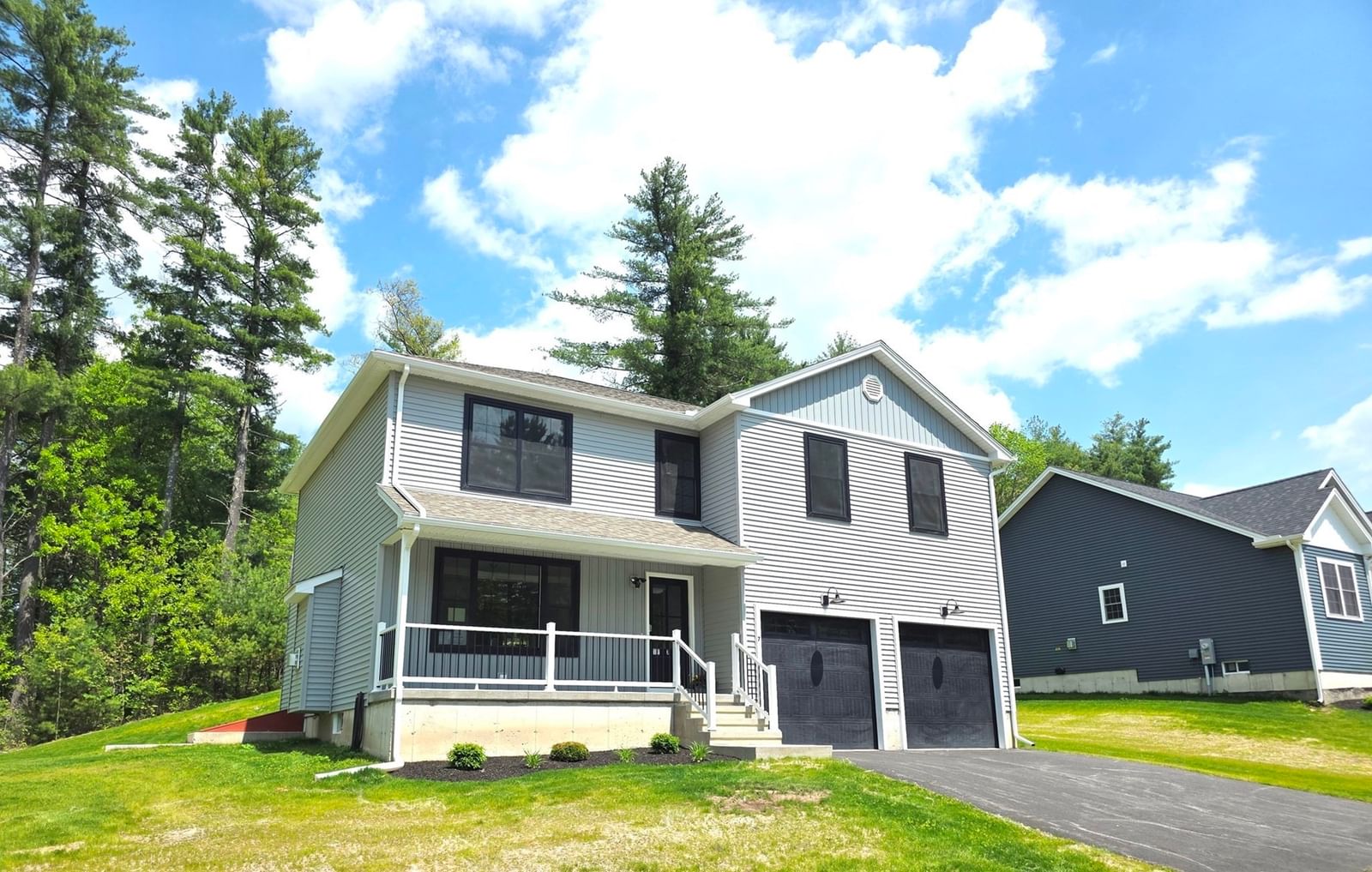7 High Bluff Belchertown — Photo 3 of 42