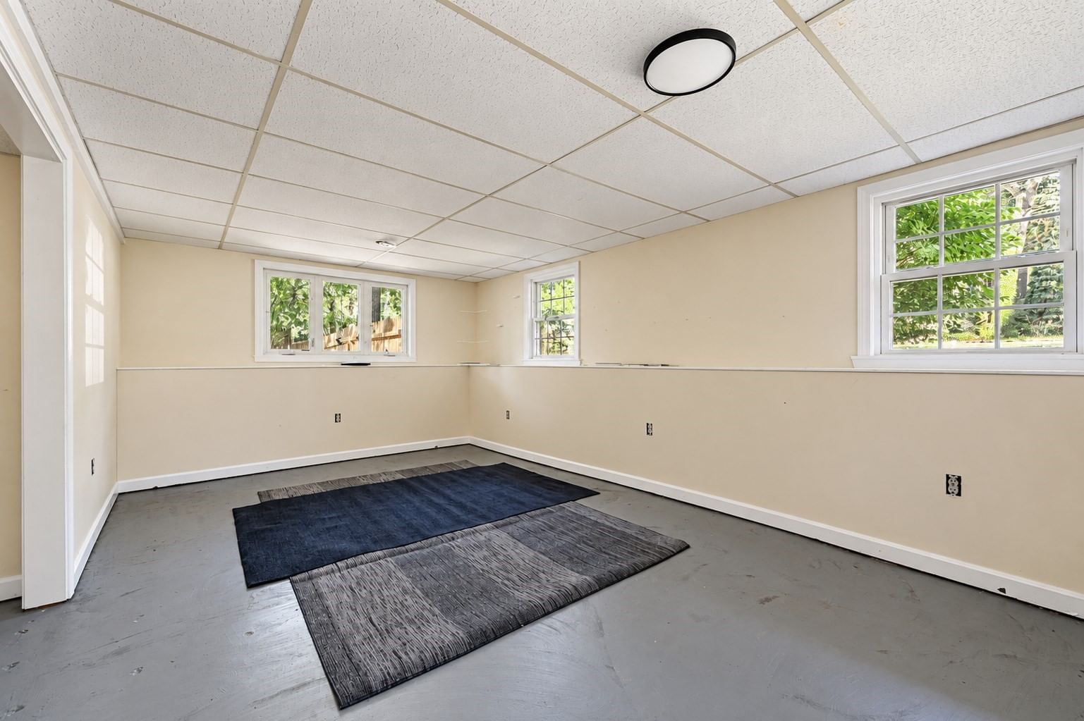 5 Glenwood Cir Attleboro — Photo 19 of 36