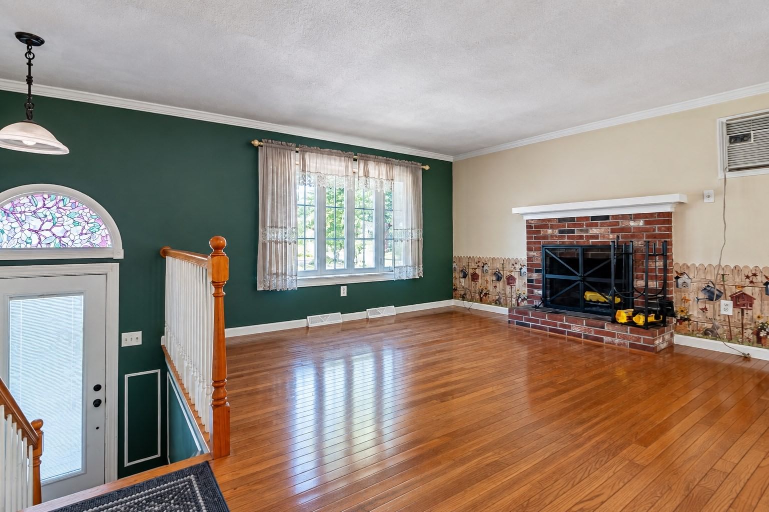 5 Glenwood Cir Attleboro — Photo 7 of 36