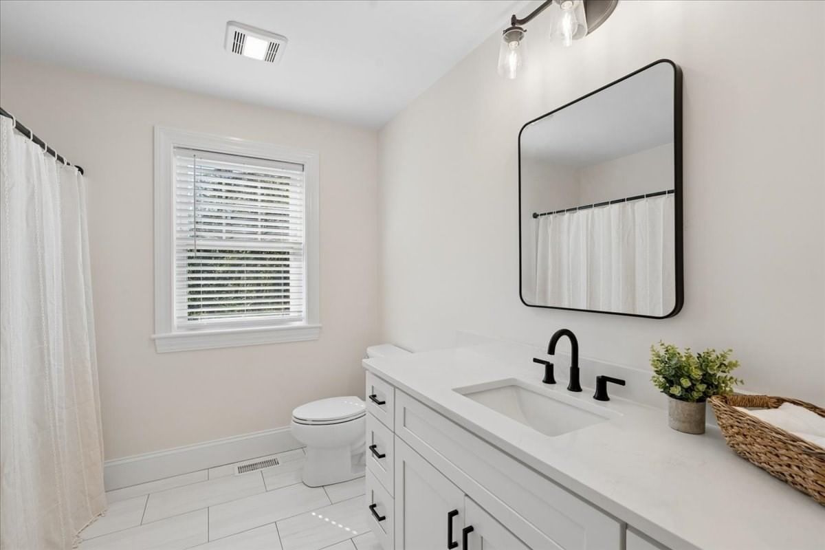 44 California Tewksbury — Photo 34 of 40