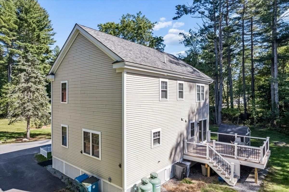 44 California Tewksbury — Photo 5 of 40