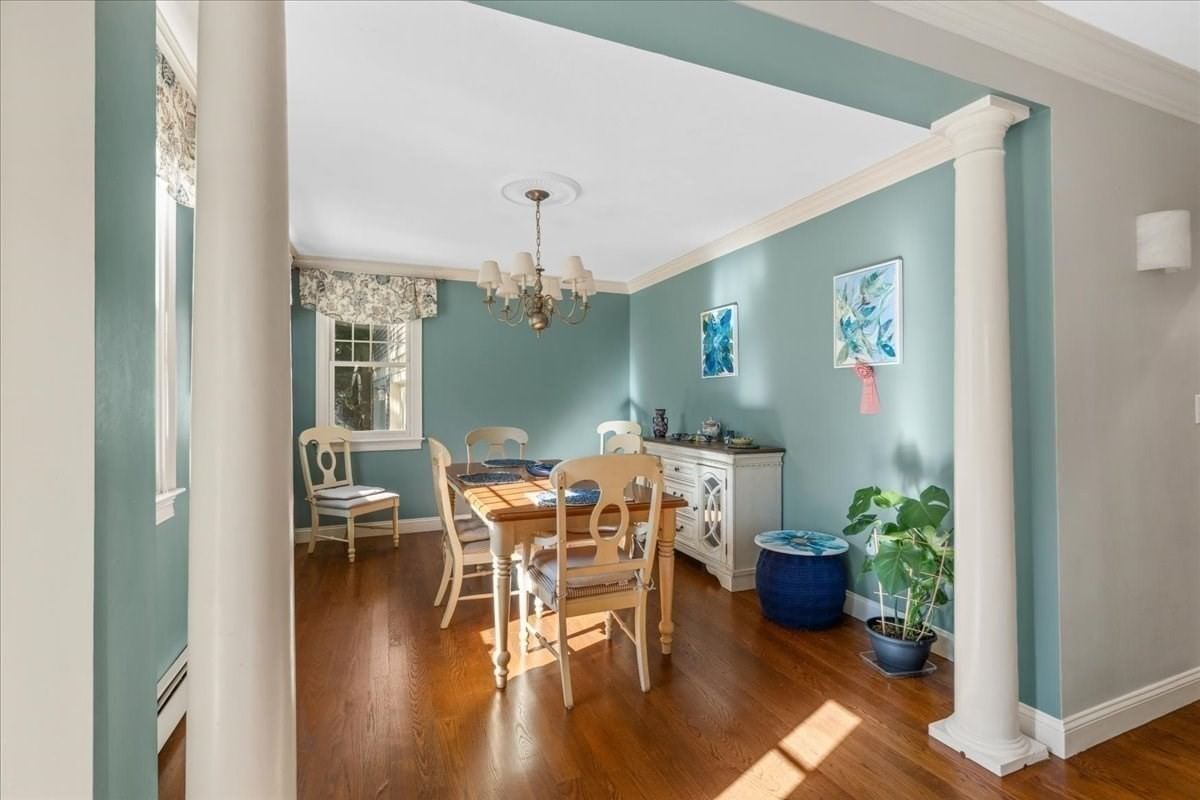 766 Forest Street Marshfield — Photo 9 of 37