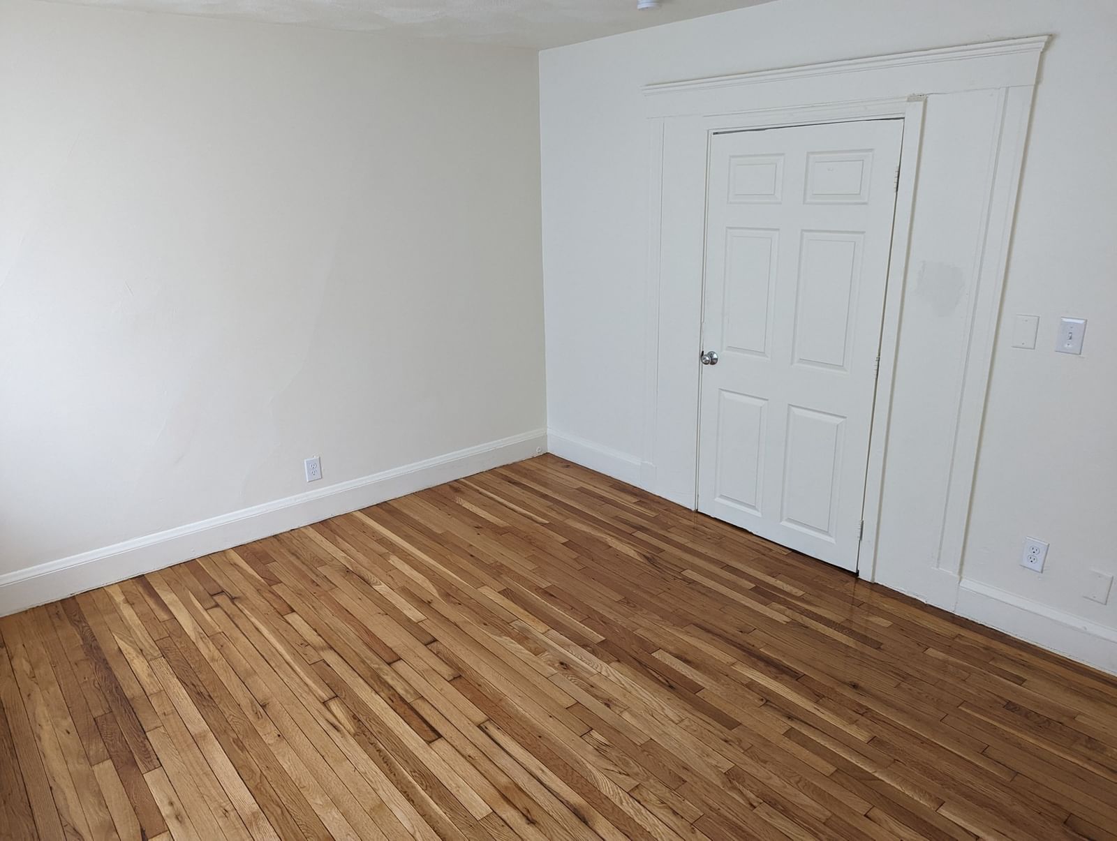 803-805 Hyde Park Ave Boston — Photo 16 of 33