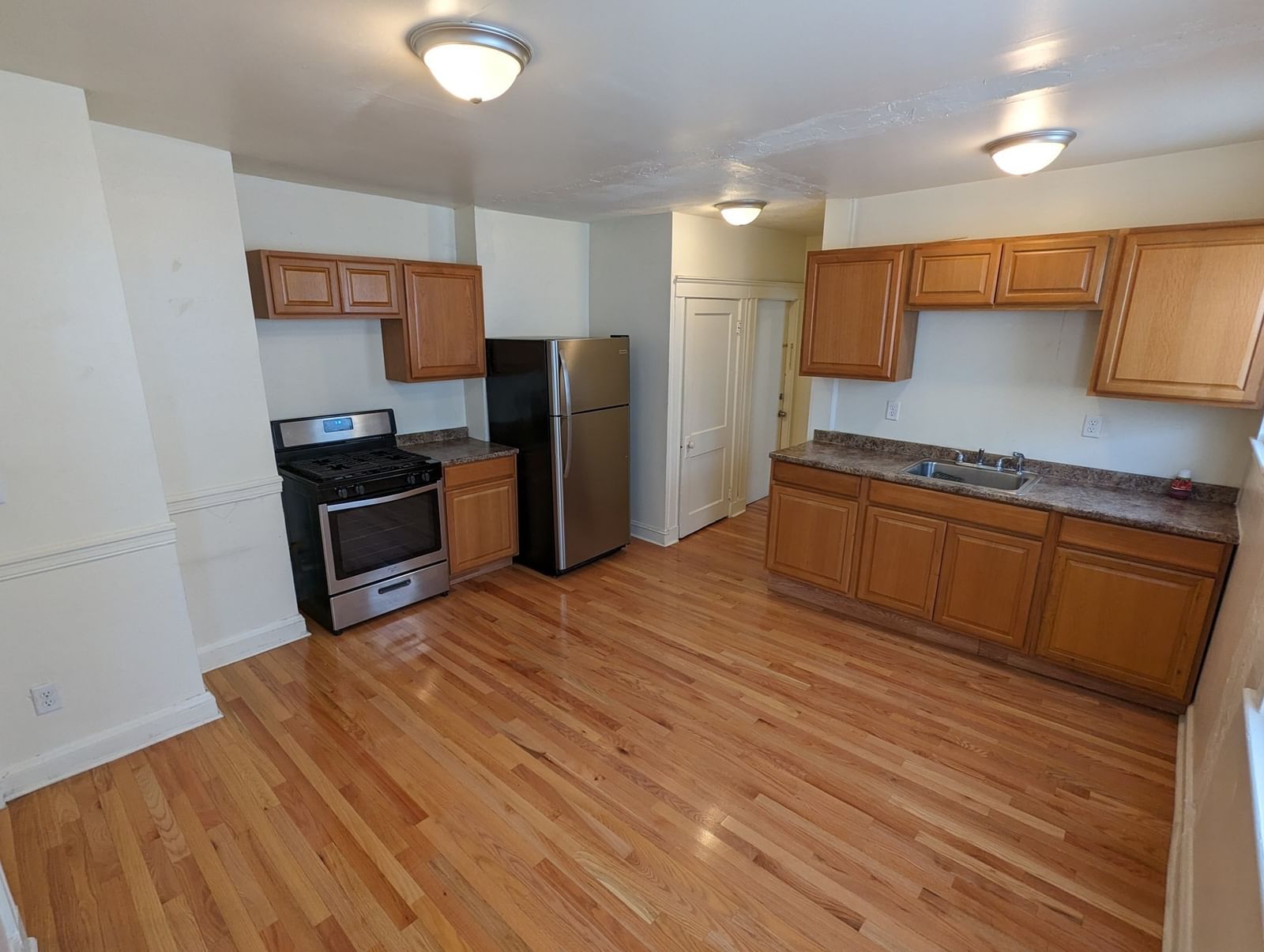 803-805 Hyde Park Ave Boston — Photo 17 of 33