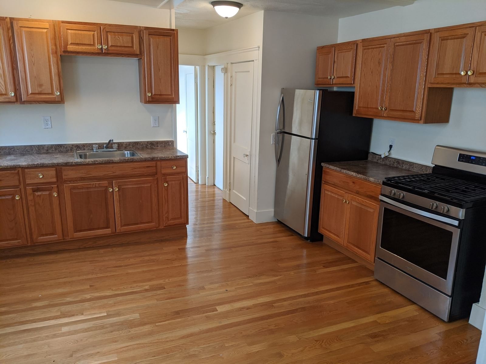803-805 Hyde Park Ave Boston — Photo 7 of 33