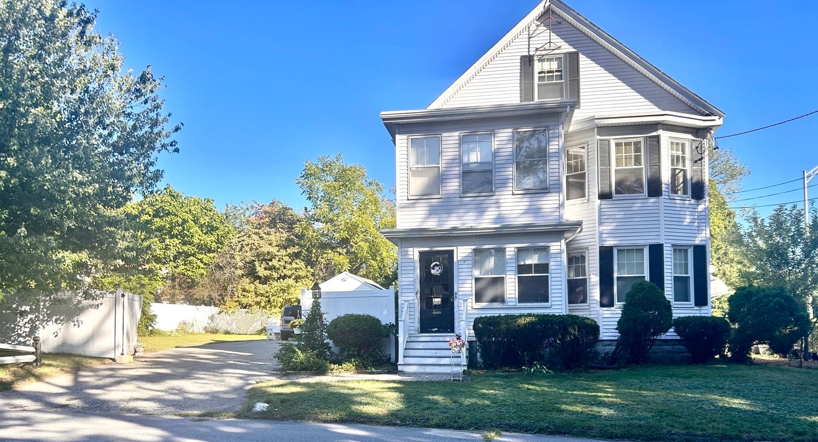 37 Woodmont Ave