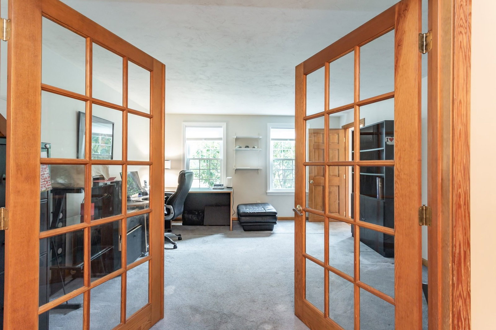 27 Gretchen Way Raynham — Photo 18 of 40